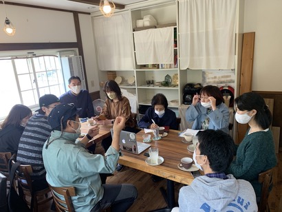 60FA6048-ED40-4A9C-BF45-E35C7AC2C29A_1_105_c