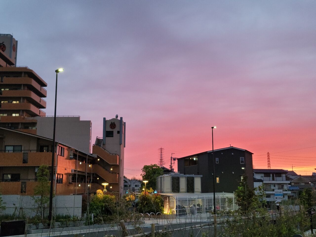 寝屋川市打上高塚町からの夕焼け 第二京阪学研都市線紹介