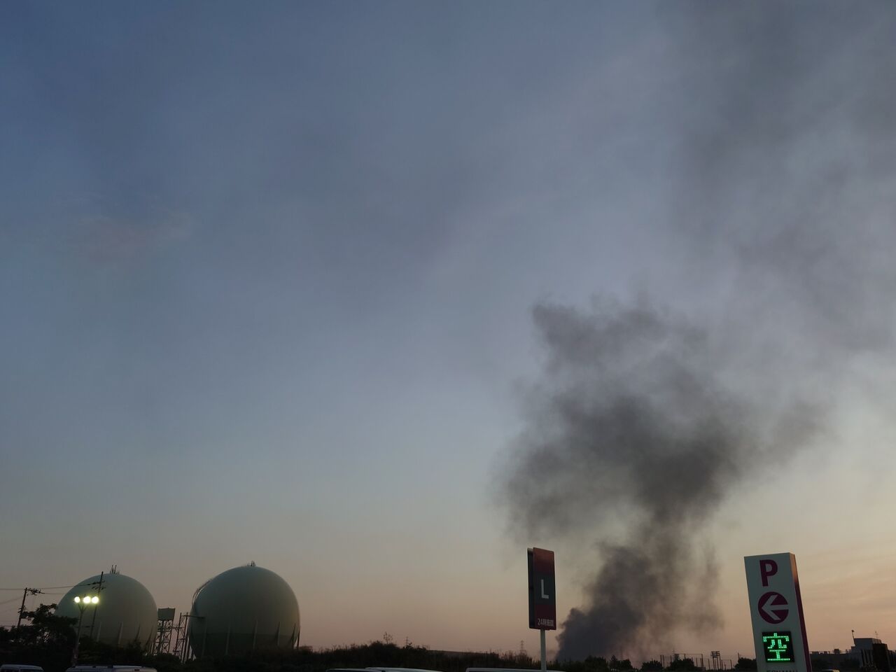 門真市四宮2丁目で火事、火災。自動車の整備工場、料理店、住宅の3棟が焼損。 : 第二京阪学研都市線紹介