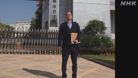 F93A2296-4BE9-45F0-B541-AFB8B3C451EC