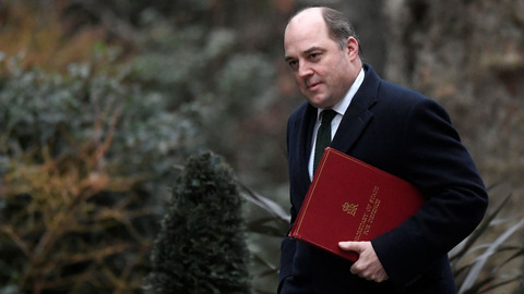 ウォレス英国防相