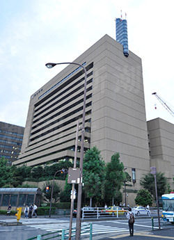 8D7C5AAE-3273-4FA6-B922-38E3516F4C0E