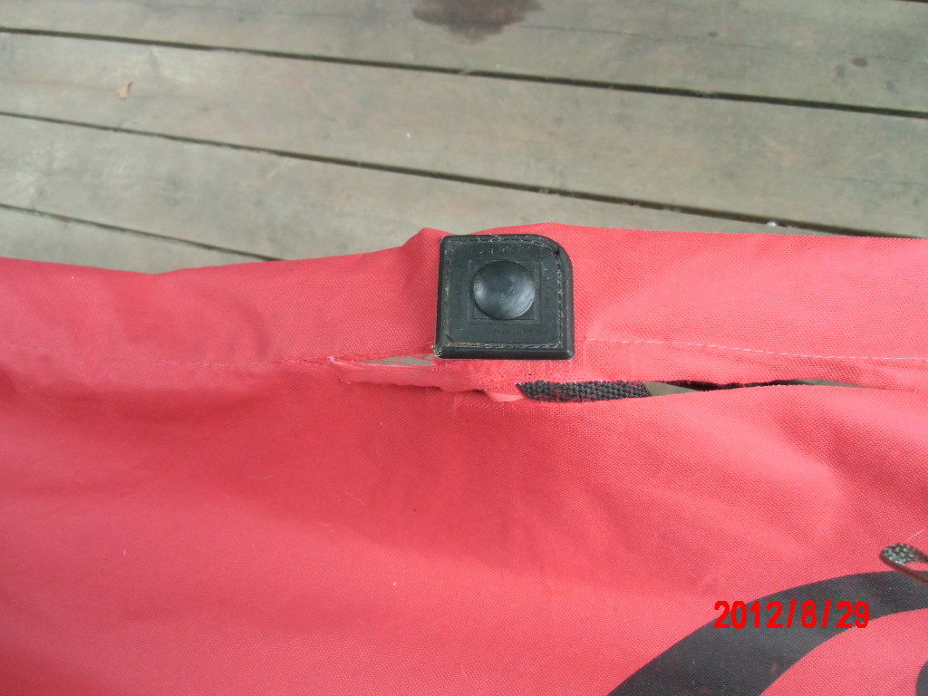 白州の杜からブログ 楽天のオークションで買った お気に入りの寝椅子に異変が