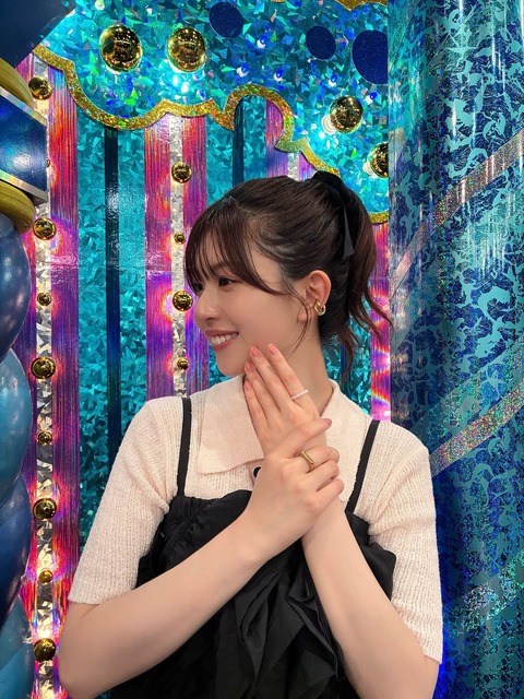 【画像】卒業後の仕事が順調な松田好花、ビジュも限界突破へwww