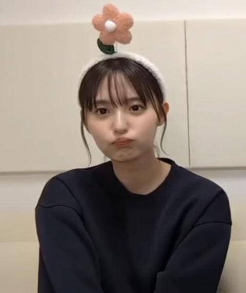Nogi_sakura_doi-2095508302402826280-02