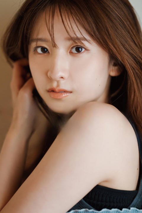 菅原咲月、最新のグラビアがこちらwwwwwこれは出しすぎだろ・・・