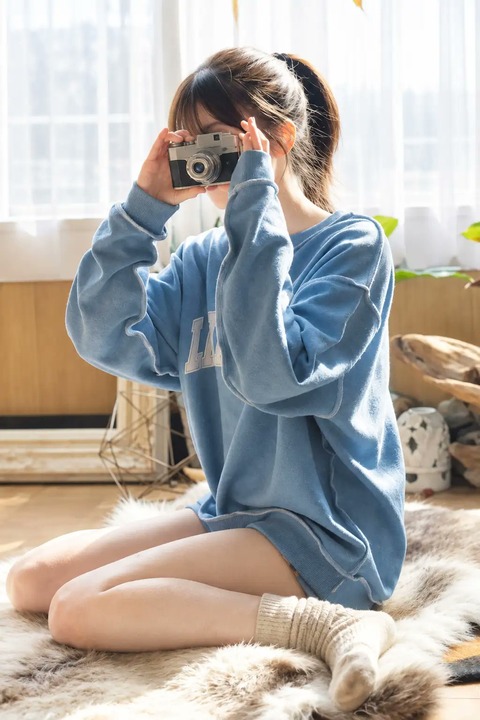 【画像】菅原咲月、ショーパンから見える生足wwwwwwwww