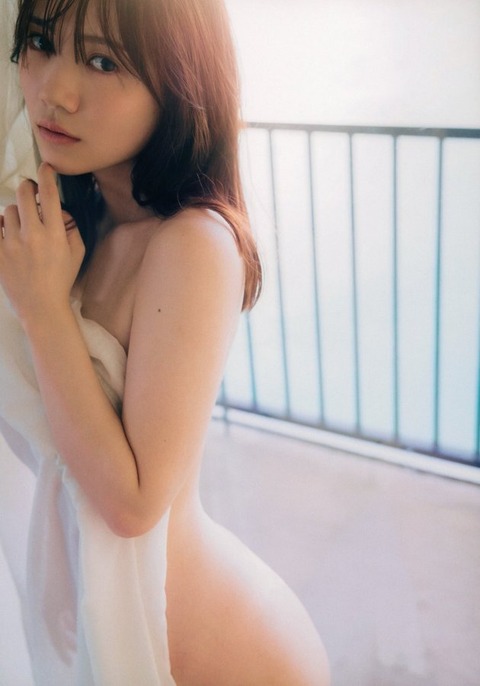 F6UemsMbIAA7pvx