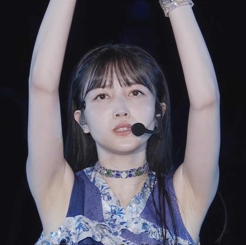 F6UIjrxakAAHKIe