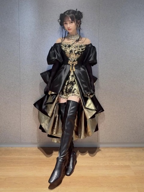 3001arukas-1994771723049472145-03