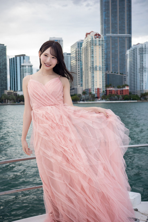 【画像】藤嶌果歩1st写真集、未公開ショットが右手とまんねえwwww