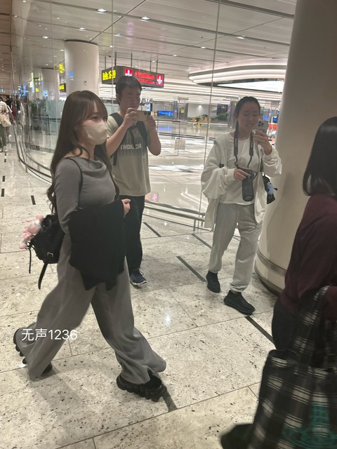 rijjjj04-1994213159079383321-01