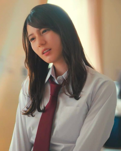 hinapai19-1984428943534145896-01