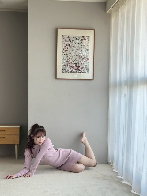 bikyakuzaka-2096161415140868507-02