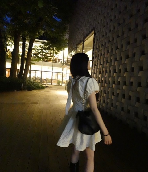 bikyakuzaka-2099332312420979098-02