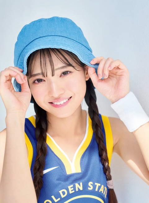 瀬戸口心月さん、ワキ見せチアリーダーショット公開！！！