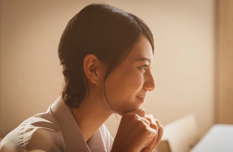 hinatadehammoc0-1984399135936741691-01