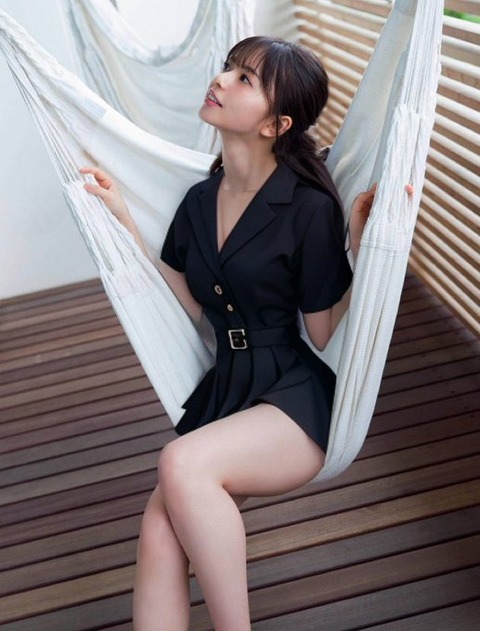 F-p-6r3a4AE9qTwのコピー