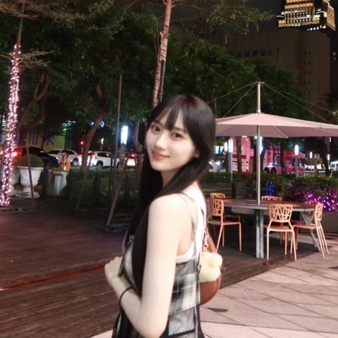 miu_miu_umi-1992916380761641100-02