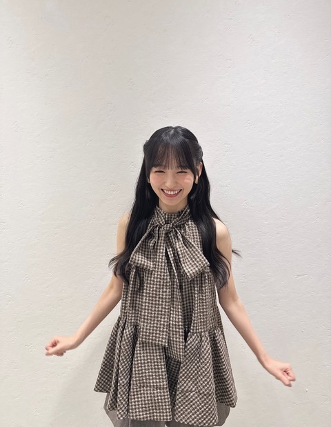 【画像】乃木坂センター、ノースリーブがいやらしすぎる