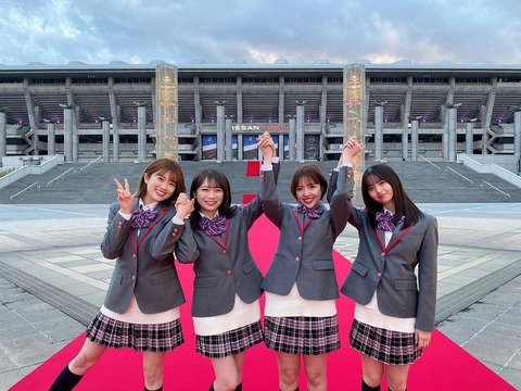 乃木坂1期生の女子高生コスプレって最高だよなwwwww