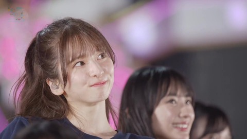 erochamomile-1996557469297123721-02