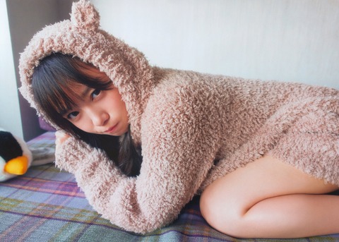 bikyakuzaka-2095889623834599854-01