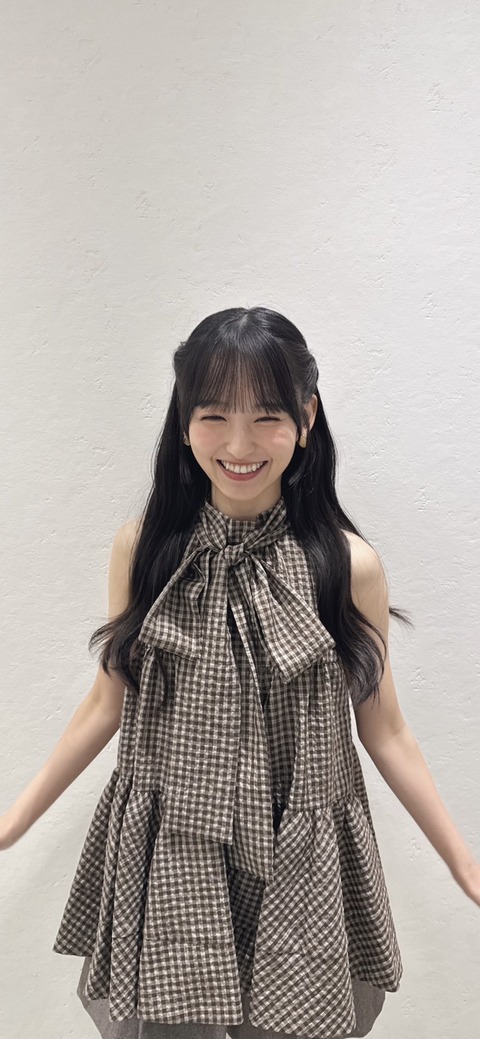 【画像】一ノ瀬美空のノースリーブ、ガチで可愛すぎだろ...