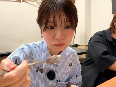 【画像】松田好花の捕食シーン、可愛すぎだろwwwwwwwwwwww