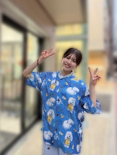 松田好花のアロハシャツ姿、もうこれ俺の彼女だろ・・・
