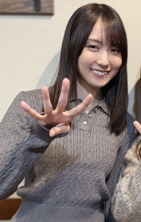 miku_ich-1992079002174095855-01