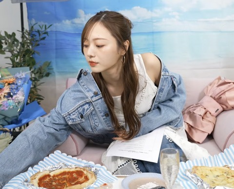 3001arukas-1996900002053136840-03