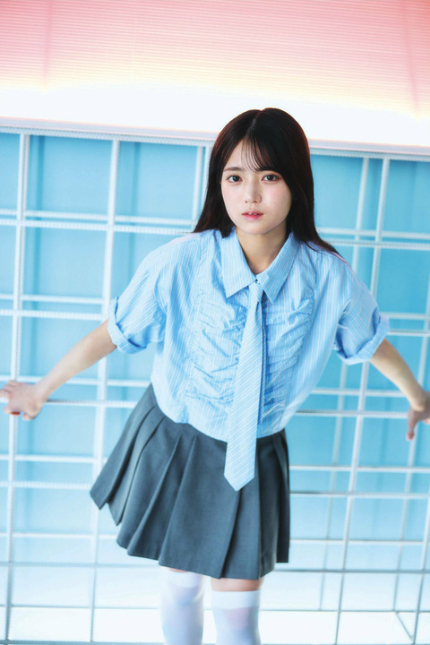 yoyokaki46-1980281375610863808-01