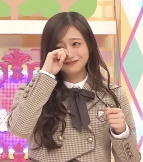 46_favorite-1992660575164506211-03