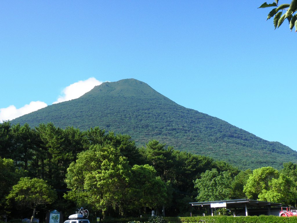 薩摩富士 開聞岳を登る ホリーポッターとグルメなお部屋