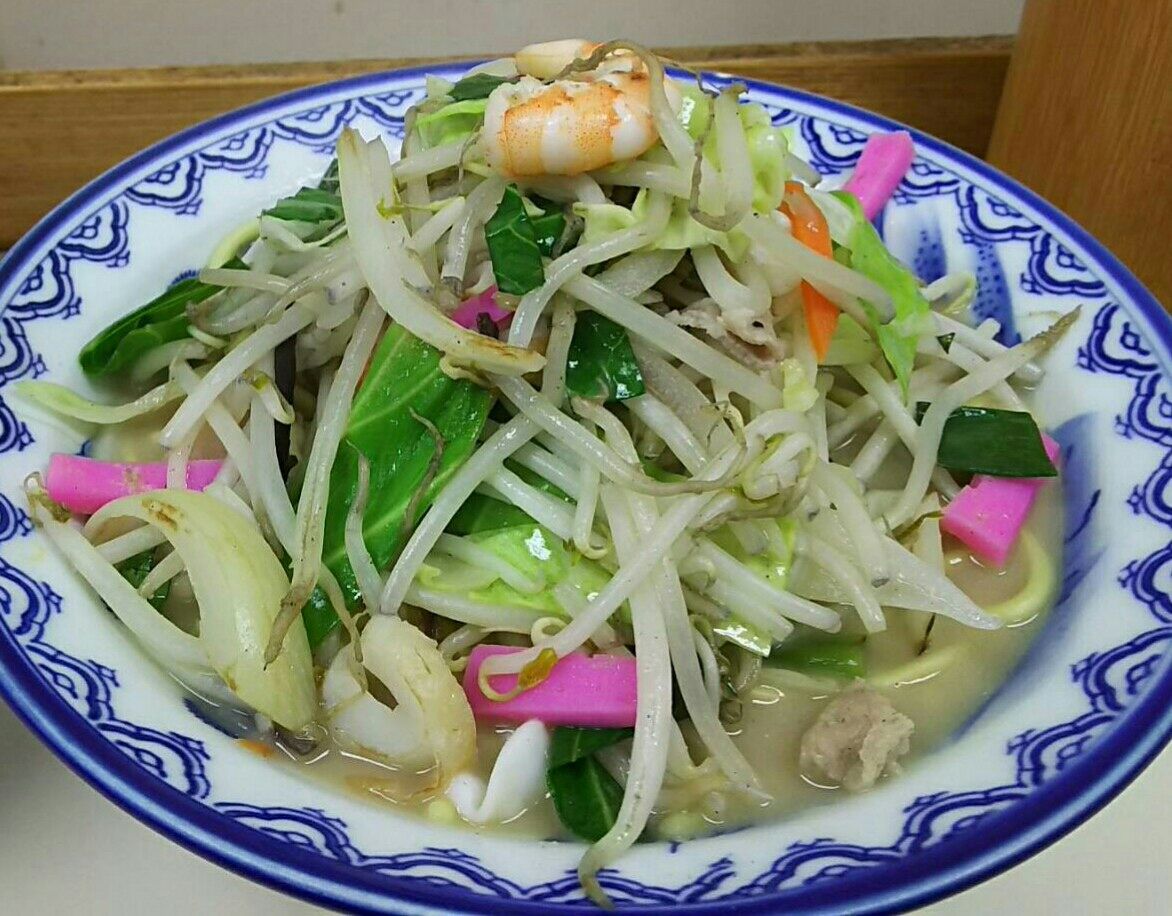佐世保駅で本場長崎チャンポンとソースカツ丼を堪能 大善 ホリーポッターとグルメなお部屋 佐世保駅で本場長崎チャンポンとソースカツ丼を堪能 大善 ホリーポッターとグルメなお部屋