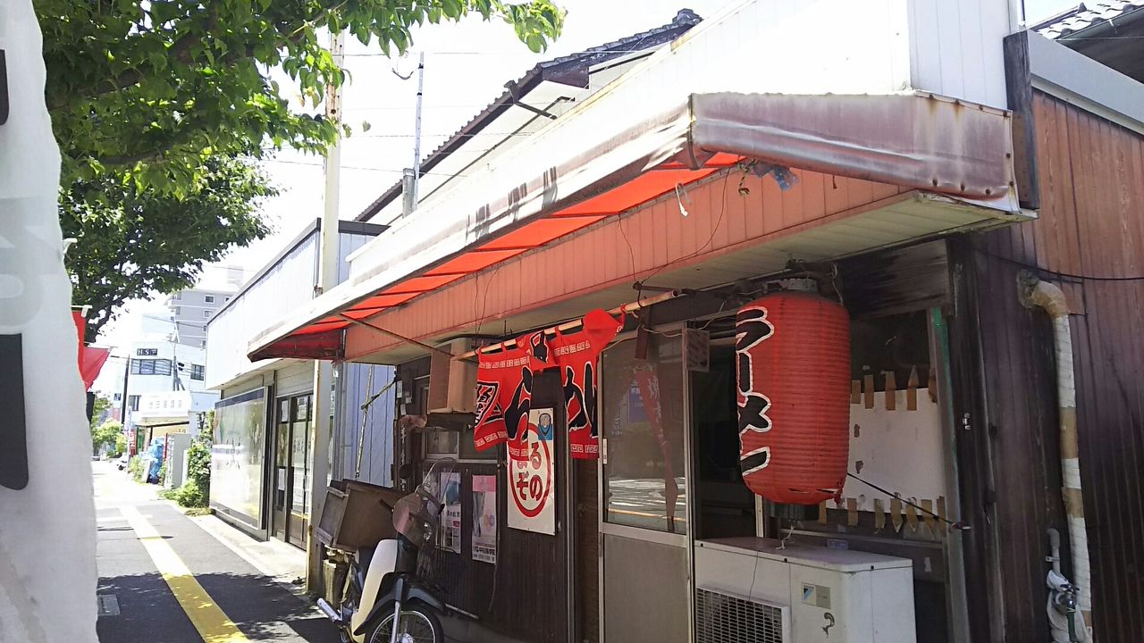 鳥栖駅前のイニシエ系豚骨ラーメンを堪能 まるぞのラーメン ホリーポッターとグルメなお部屋 鳥栖駅前のイニシエ系豚骨ラーメンを堪能 まるぞのラーメン ホリーポッターとグルメなお部屋