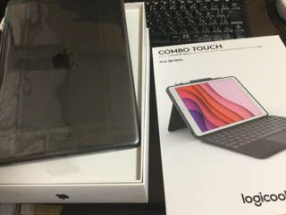 5B8FE7BF-1EBC-4F97-B83A-7036A3198045