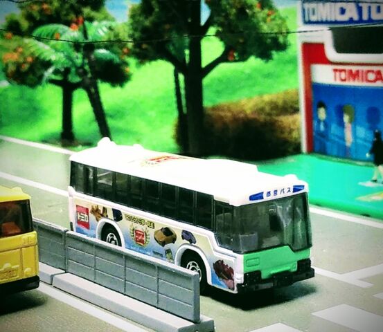 トミカ［ No.0 1/130スケール トミカラッピングバス ］ : KATSU