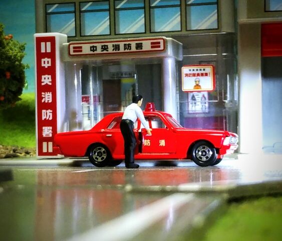 トミカ［ イトーヨーカドー トヨタ クラウン ファイヤーチーフ