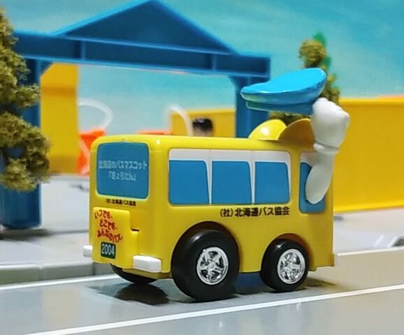 チョロQ［北海道のバスマスコット きょろたん］ : KATSUのblog