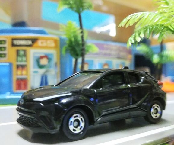 トミカ トイザらスオリジナル トヨタ C Hr Mode Nero Safety Plus Katsuのblog