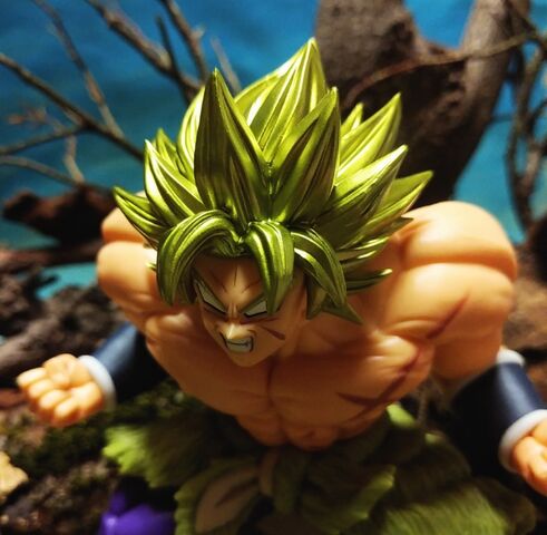 ブロリーの新フィギュアがプライズに登場！ドラゴンボール超