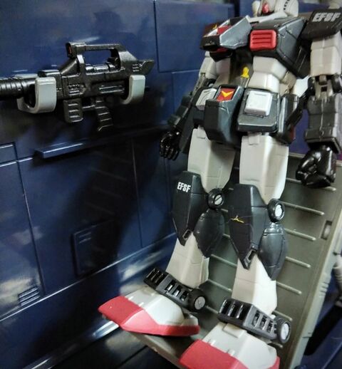 LM 017 機動新世紀ガンダムX 1/144 モビルスーツキャリアー