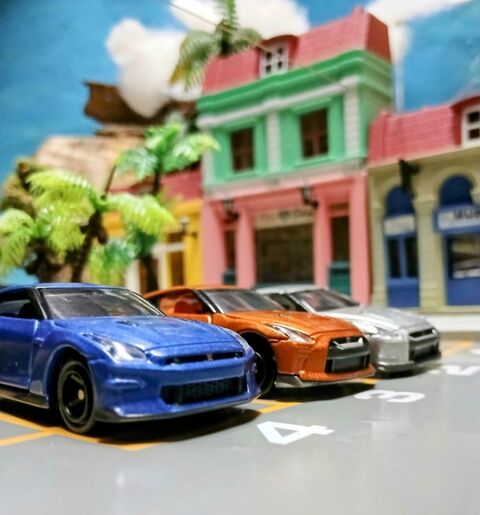 トミカ［ No.23 1/62スケール 日産 NISSAN GT-R (R35)］ : KATSU