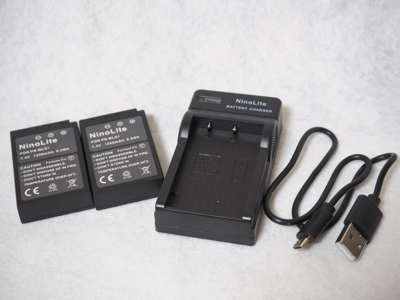 【充電器】USB充電ができる便利なカメラバッテリー充電器 買ったもんガチ 【充電器】USB充電ができる便利なカメラバッテリー充電器 買ったもんガチ