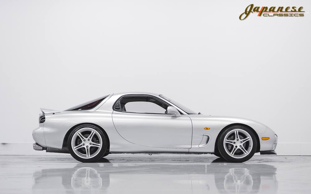 海外 非の打ちどころがない 革新的スポーツカーrx 7に興奮で過呼吸になる外国人も 動画翻訳 かっとびジャパン 海外の反応 海外 非の打ちどころがない 革新的スポーツカーrx 7に興奮で過呼吸になる外国人も 動画翻訳 かっとびジャパン 海外の反応