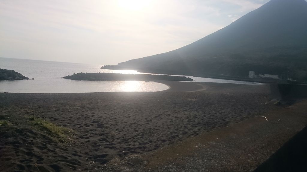 砂浜で天然石オリビンを探すの巻 川尻海岸 鹿児島おでかけブログ