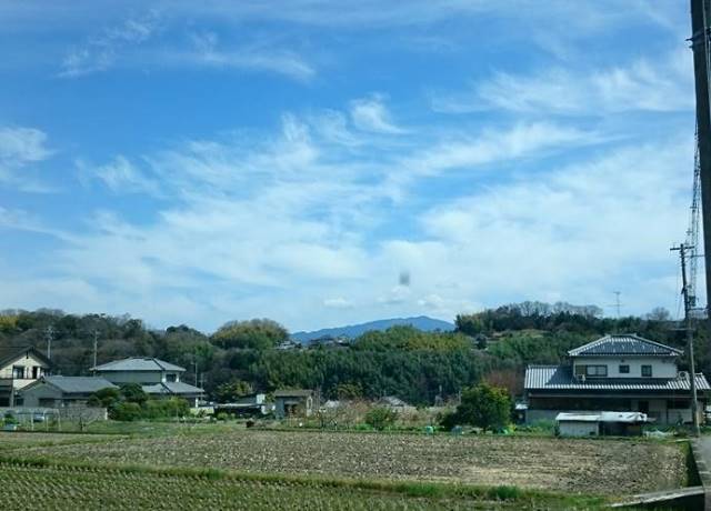 河内長野駅からバスでくろまろの郷へ。窓からの風景