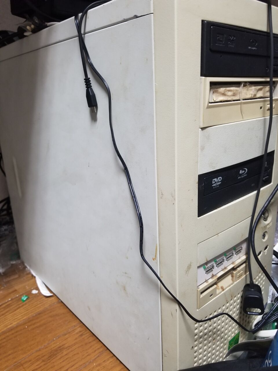 自作pcをアップしてみる Atx規格は不死身であるので年使いまわしていた件 かわべり日記 自作pcをアップしてみる Atx規格は不死身であるので年使いまわしていた件 かわべり日記